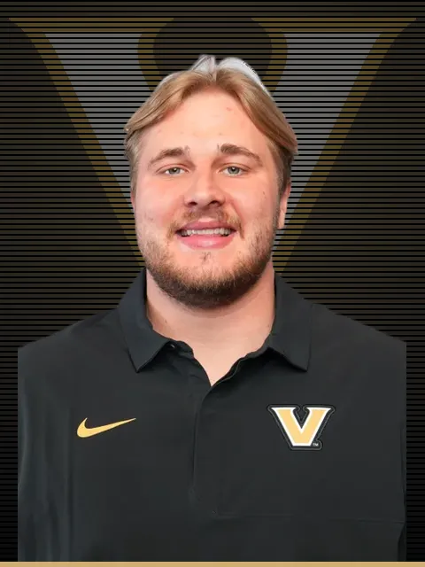 Hayden Bray